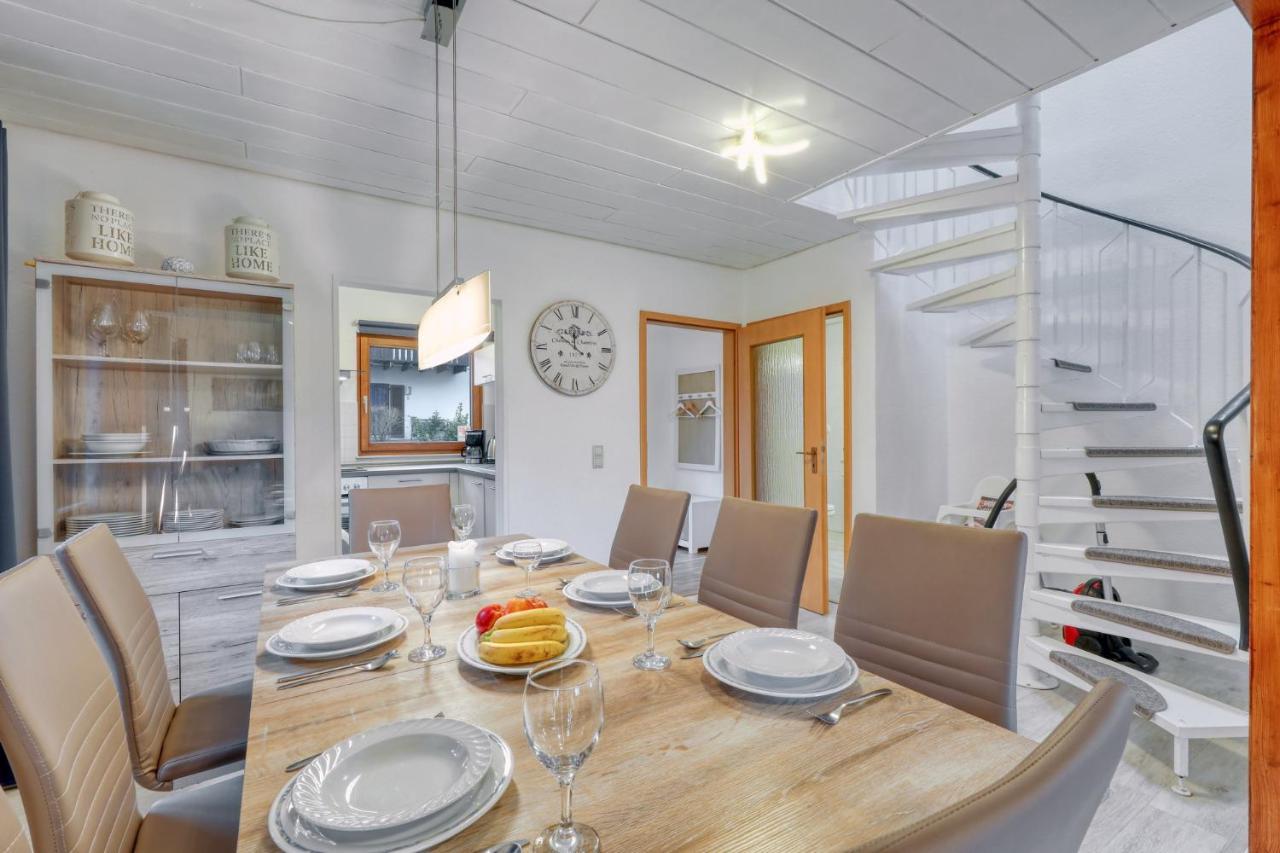 Seepark Kirchheim Ferienhaus Bei Zeta Mit Sauna ภายนอก รูปภาพ