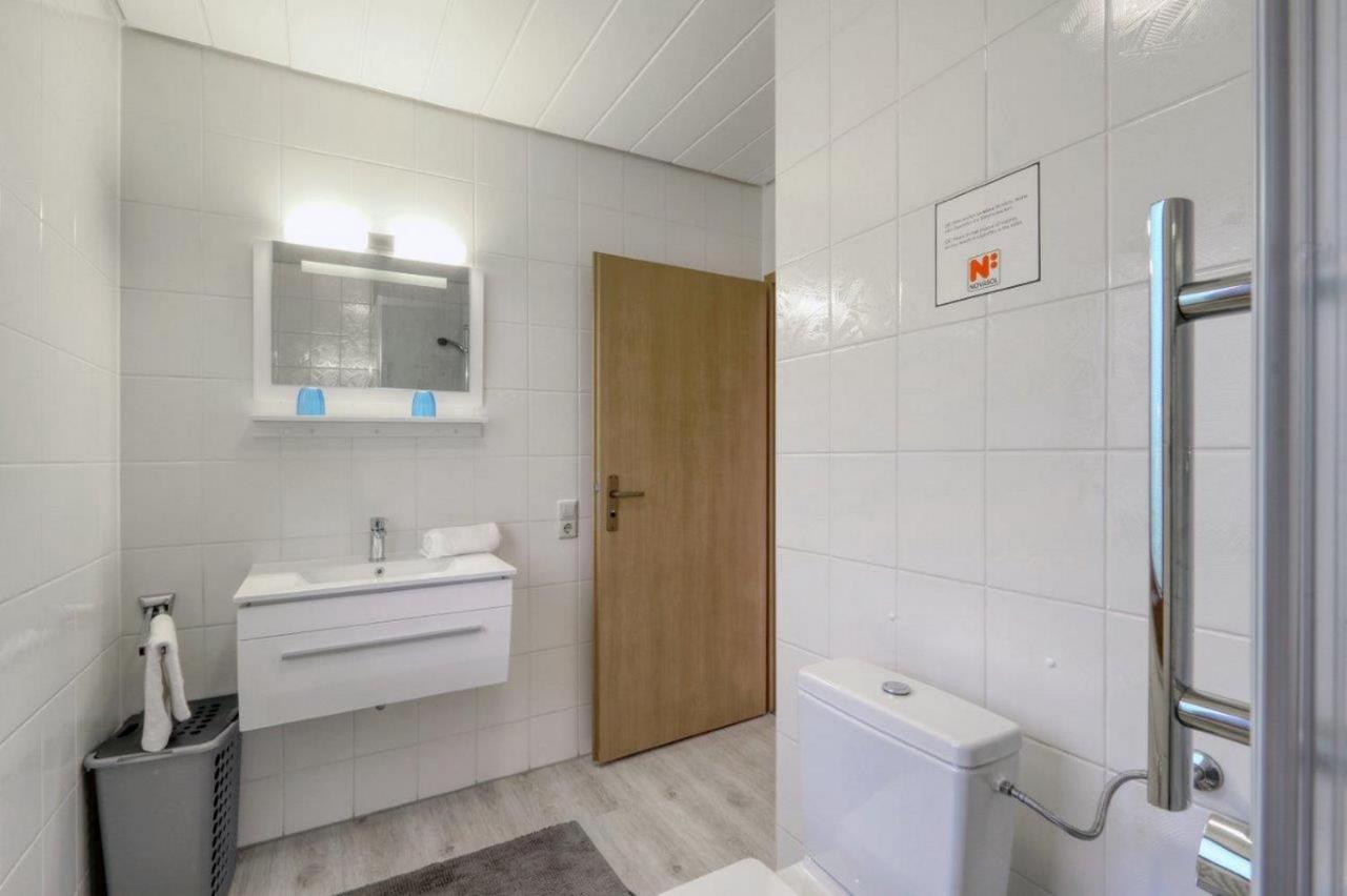 Seepark Kirchheim Ferienhaus Bei Zeta Mit Sauna ภายนอก รูปภาพ