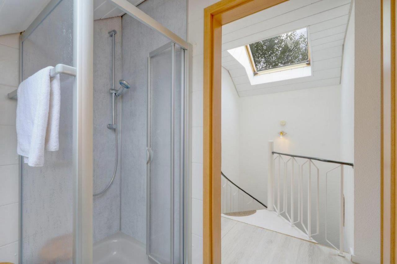Seepark Kirchheim Ferienhaus Bei Zeta Mit Sauna ภายนอก รูปภาพ