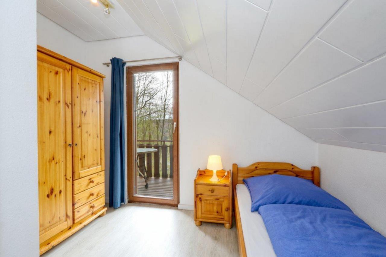 Seepark Kirchheim Ferienhaus Bei Zeta Mit Sauna ภายนอก รูปภาพ