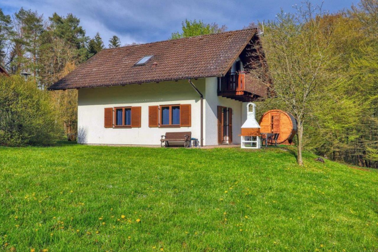 Seepark Kirchheim Ferienhaus Bei Zeta Mit Sauna ภายนอก รูปภาพ