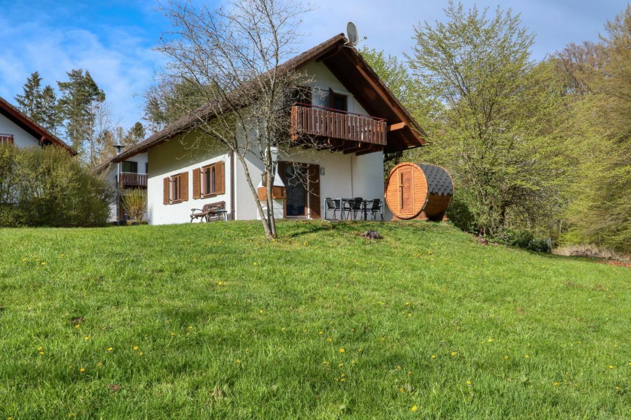 Seepark Kirchheim Ferienhaus Bei Zeta Mit Sauna ภายนอก รูปภาพ