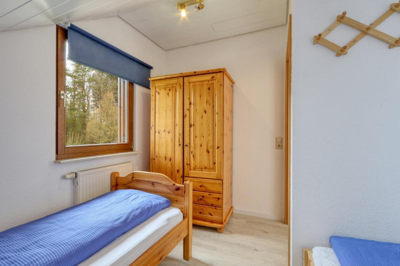 Seepark Kirchheim Ferienhaus Bei Zeta Mit Sauna ภายนอก รูปภาพ